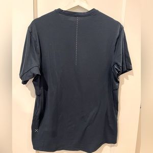 Lululemon Men’s running short sleeve shirt
